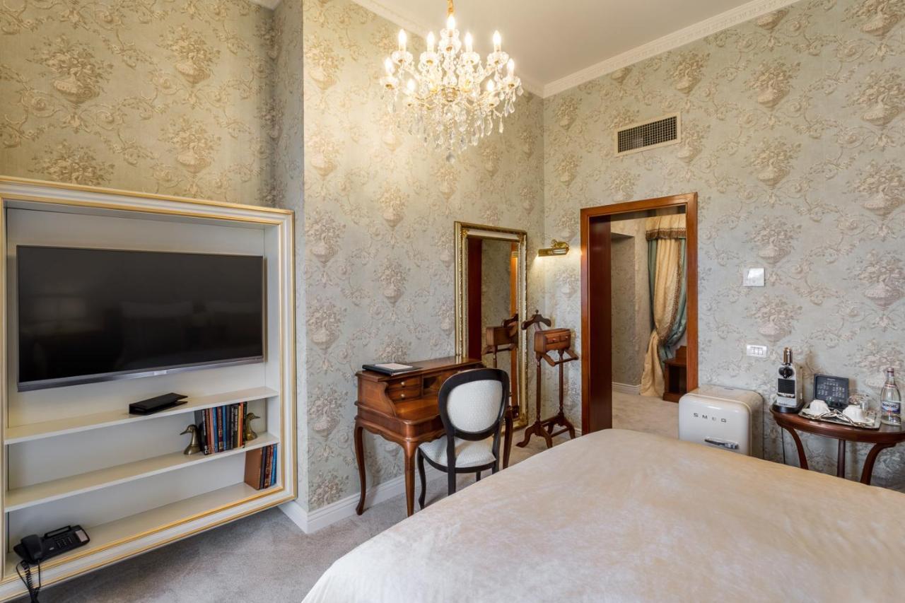 Suter Palace Heritage Boutique Hotel Bucharest Luaran gambar